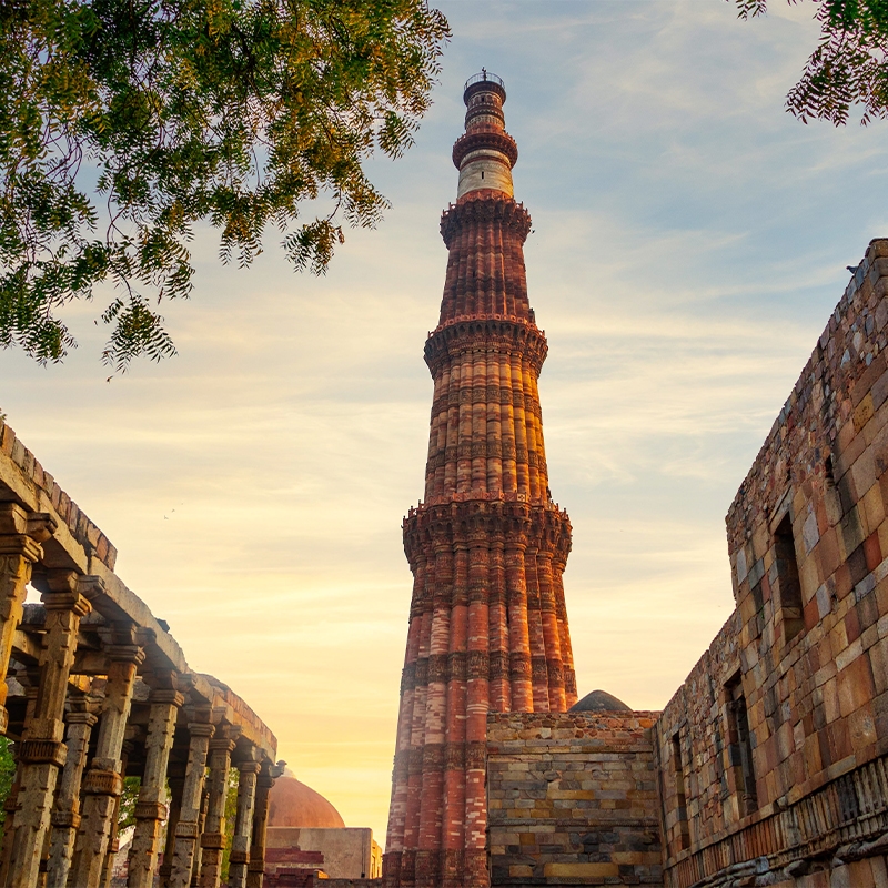 Delhi Agra  Mumbai Tour